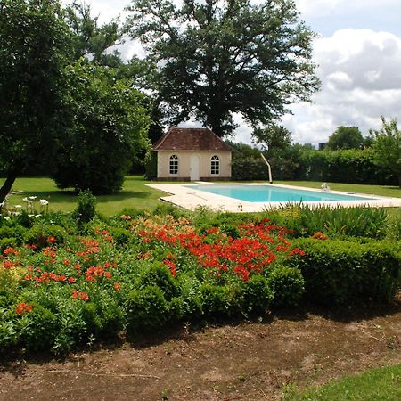 הוילה Maresché Petite Maison De Campagne Avec Piscine Chauffee, Tennis Et Nombreuses Activites Pour Tous! - Fr-1-410-270 מראה חיצוני תמונה